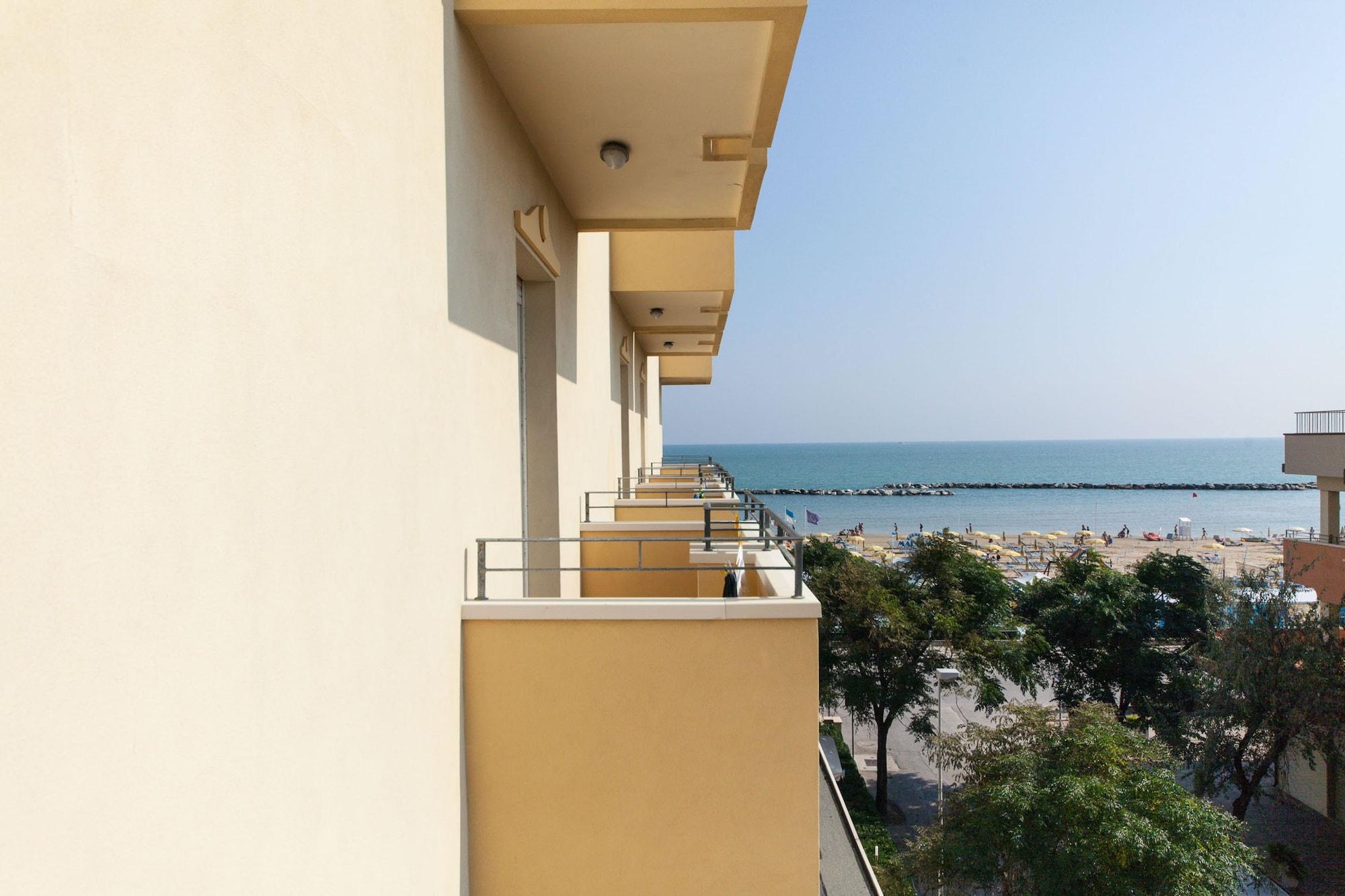 Hotel Palos Rimini Exterior photo
